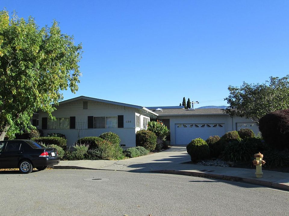 2nd image of 236 Catalina Dr
