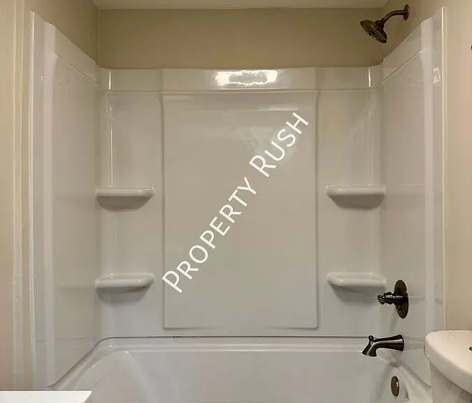 975 Beason Dr — Photo 17