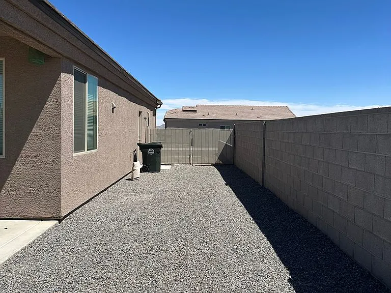 3587 Charleston Loop — Photo 37