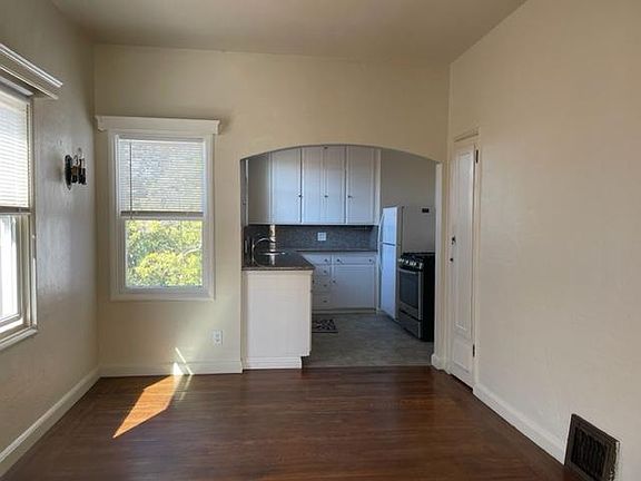 5th image of 3815 Park Blvd
