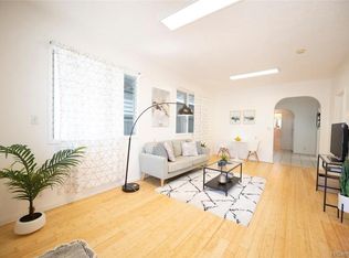 1518 Sing Loy Ln APT B, Honolulu, HI 96817