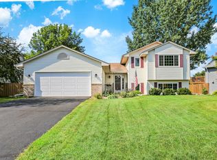 266 Foxglove Ln, Shakopee, MN 55379