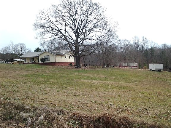 2nd image of 211 Banyon Creek Dr