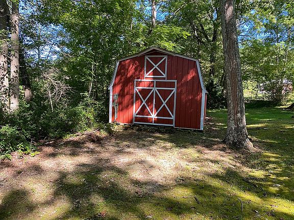 14x24 Storage Barn full loft