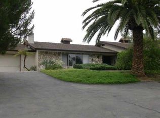 2611 Reed Rd, Escondido, CA 92027