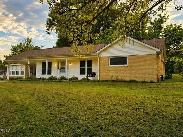 35 Highway 301 N, Lake Cormorant, MS 38641