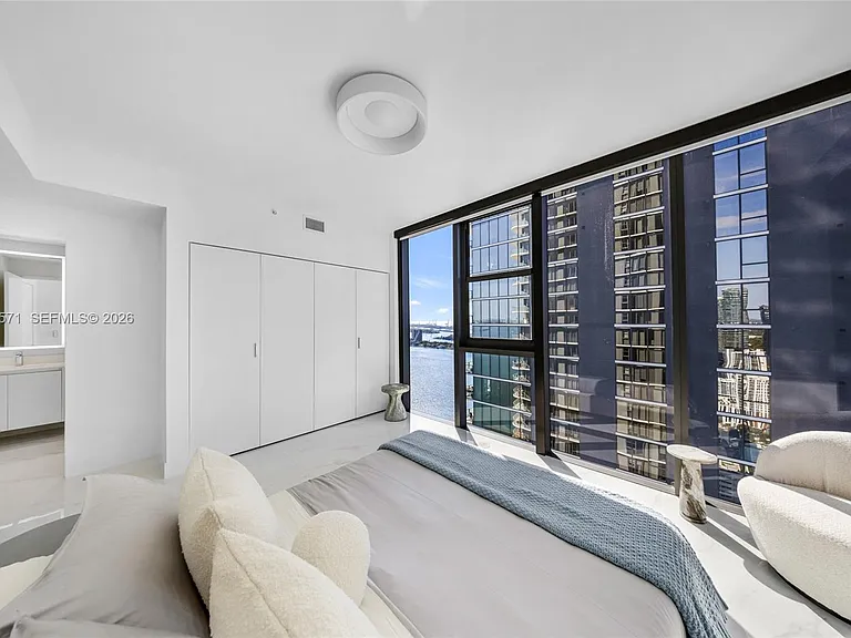 700 NE 24th St #4007 — Photo 57