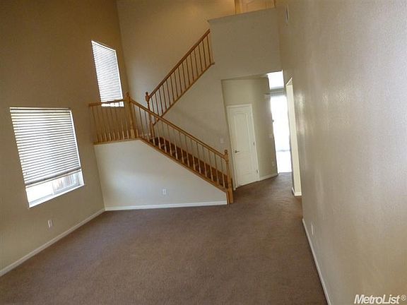 3rd image of 1947 Purple Sage Way