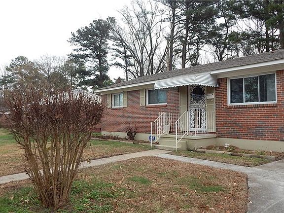 2nd image of 321 Taft Dr