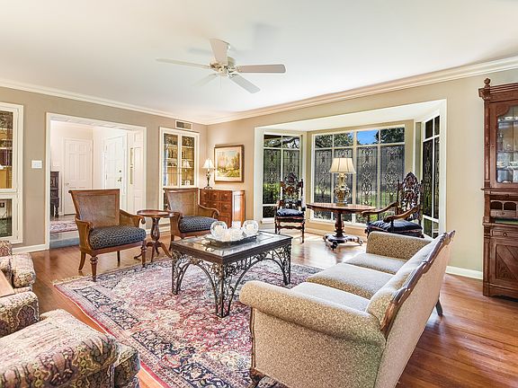 2nd image of 119 Bushnell Ave