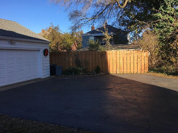 3rd image of 19846 Hilliard Boulevard # 19846 Up
