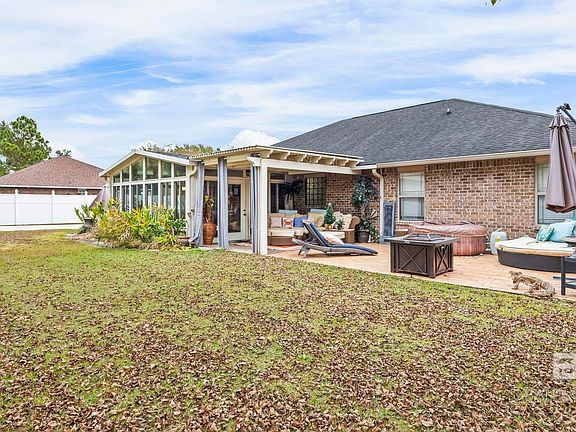 4th image of 145 Meadow Run Loop