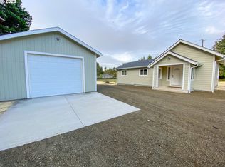 88917 Highway 42 S, Bandon, OR 97411