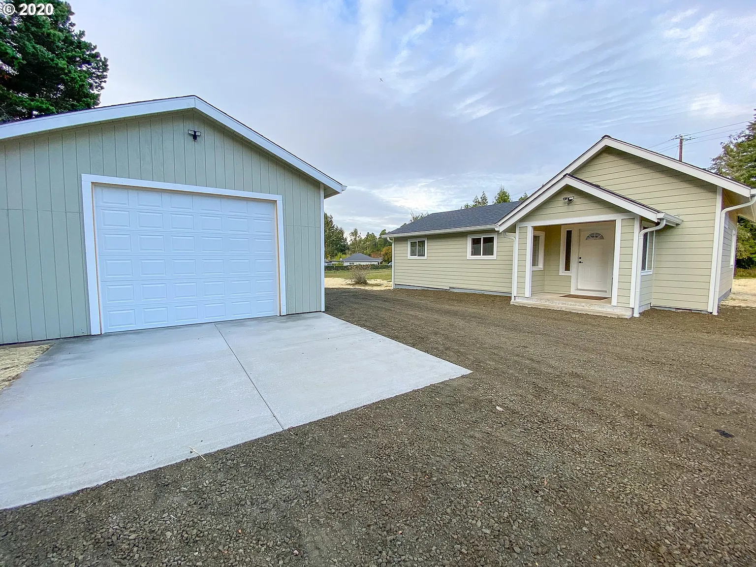 88917 Highway 42 S photo 1
