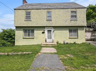 37 Marsh Ave, Worcester, MA 01605