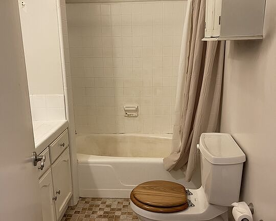 3rd image of 22041 Pacific Coast Hwy APT 6
