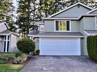 22715 SE 242nd Pl, Maple Valley, WA 98038