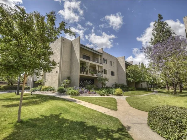 242 E Fern Ave APT 206, Redlands, CA 92373