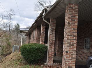 1109 Rocky Rd, Pikeville, KY 41501