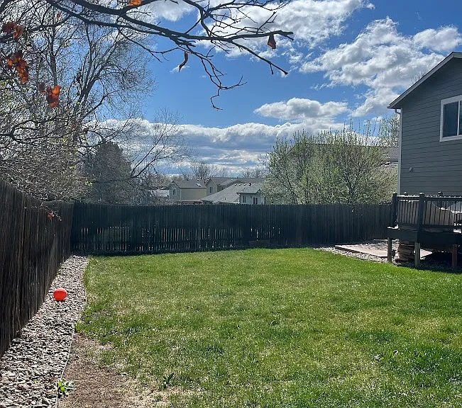 330 Derry Dr — Photo 5