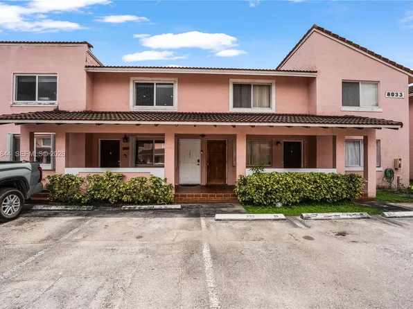 8033 Lake Dr APT 203, Doral, FL 33166