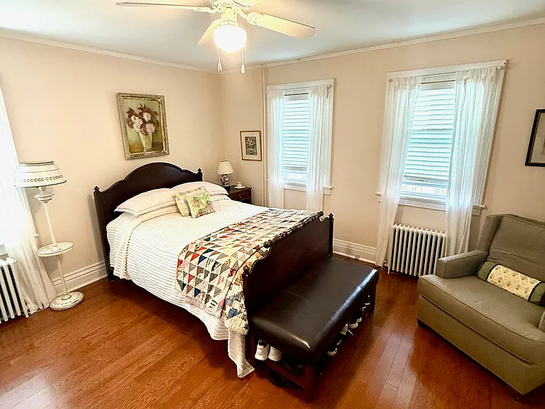 17 Dixon St #1 — Photo 11