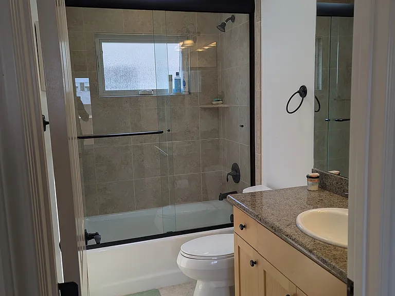 2016 Hornblend St — Photo 13
