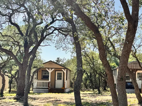 33911 Blanco Rd, Bulverde, TX