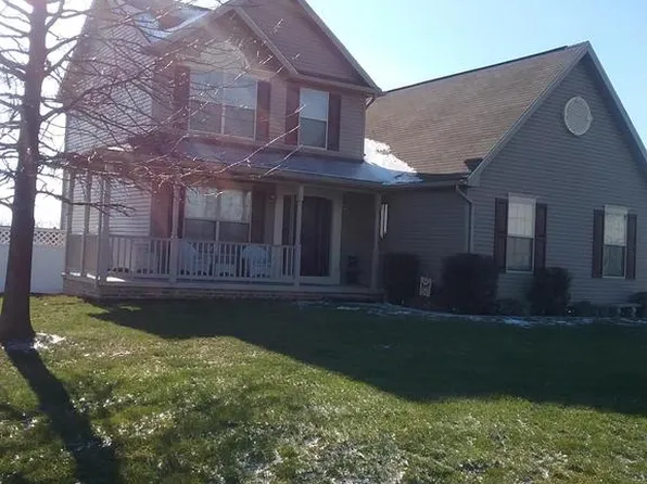 1454 Mallard Dr E, Chambersburg, PA 17202