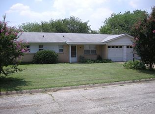 5912 Emerson Dr, Watauga, TX 76148