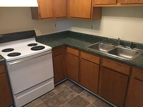 5th image of 1239 S Brook St APT 4
