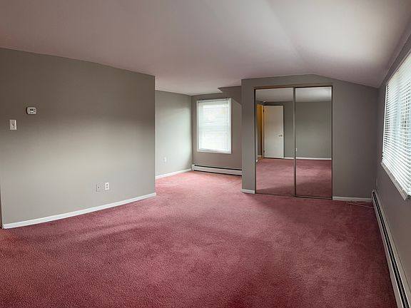 5th image of 209 Nees Ave #209