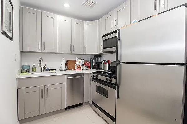 Rented by Citi Habitats | media 20