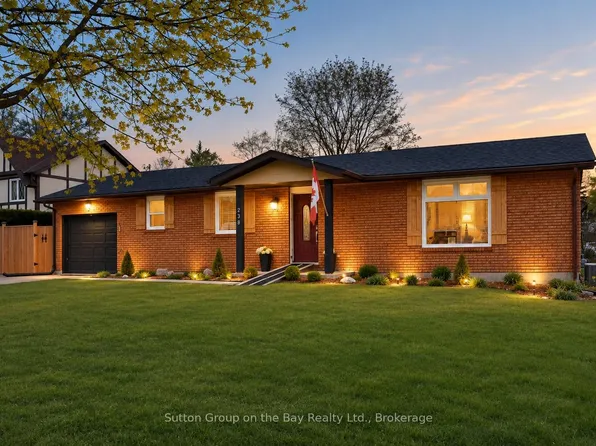 238 McCrea Dr, Clearview, ON L0M 1S0