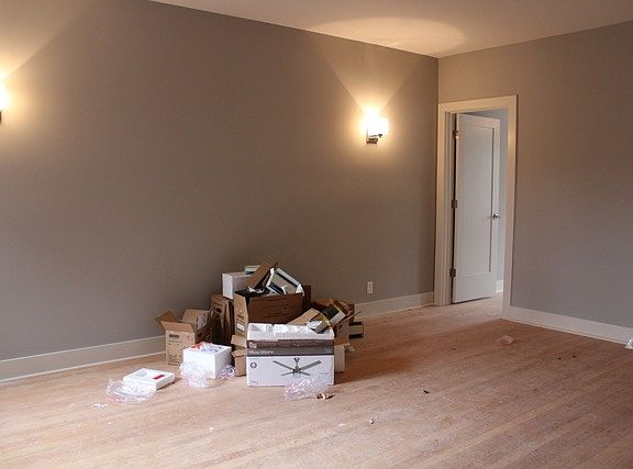 3rd image of 2032 W Berwyn Ave #2R