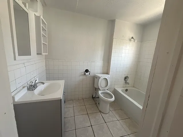 510 Randolph Dr #5 — Photo 12
