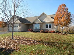 260 Barclay Ct, Greece, NY 14612