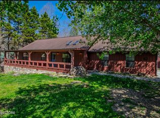 134 Laurel Trl, Cosby, TN 37722