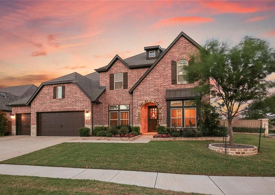 1st image of 700 Teton Dr