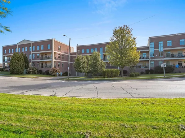 555 Main Ave APT 208, De Pere, WI 54115