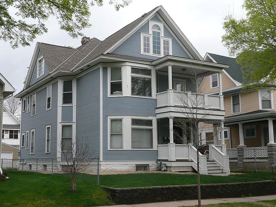 1st image of 842 Ashland Ave