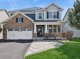 24 Beverly Ln, Hawthorn Woods, IL