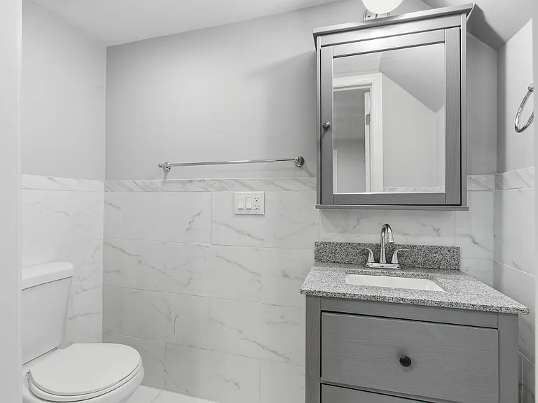 318 Concord Ave #318 — Photo 3