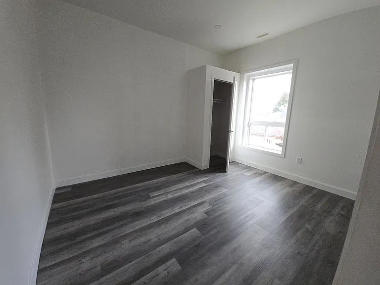 279 Darling St #2 — Photo 8
