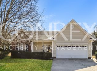 5990 River Gate Ct, Clemmons, NC 27012