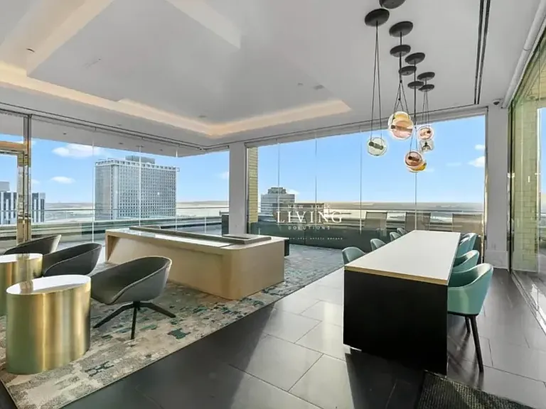 15 William St #18C — Photo 19