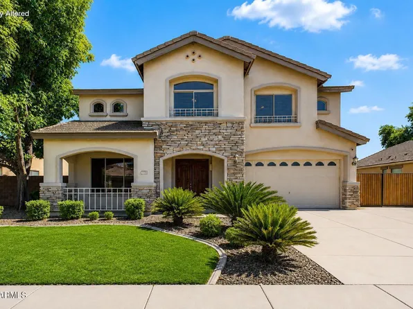 1375 E LOCUST Drive, Chandler, AZ 85286