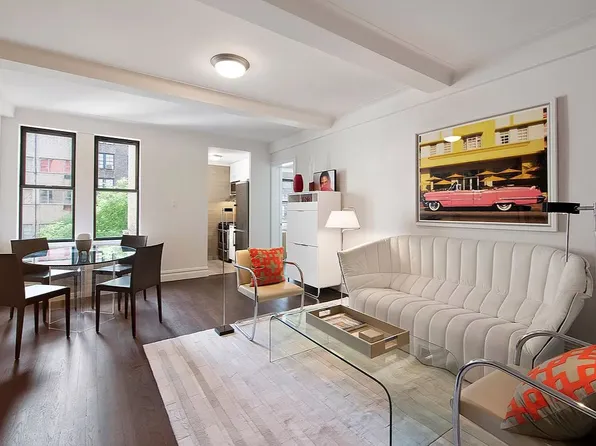 41 West 72nd Street image 1 of 3