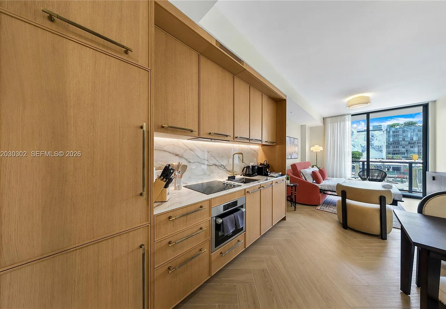 1 bed, 1.0 bath, $4,300 — Photo 3