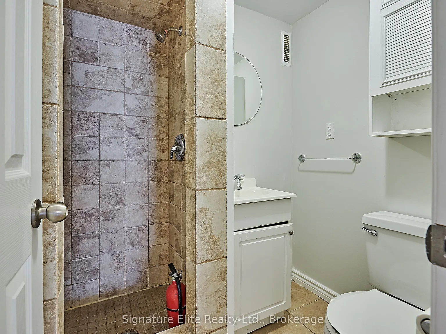3 bed, $2,595 — Photo 3